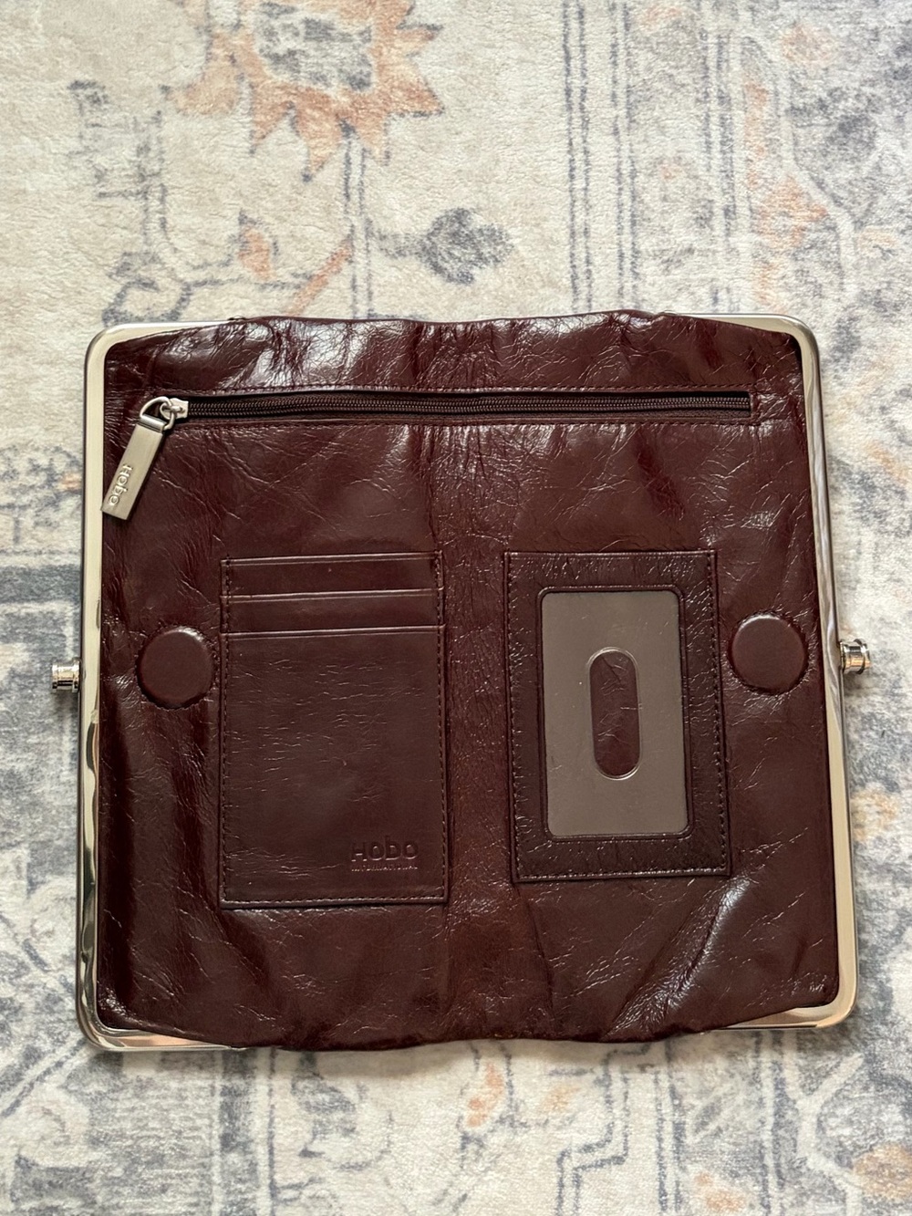 HOBO Chocolate Brown Leather Kiss-Lock Clutch Wallet - Picture 2 of 9